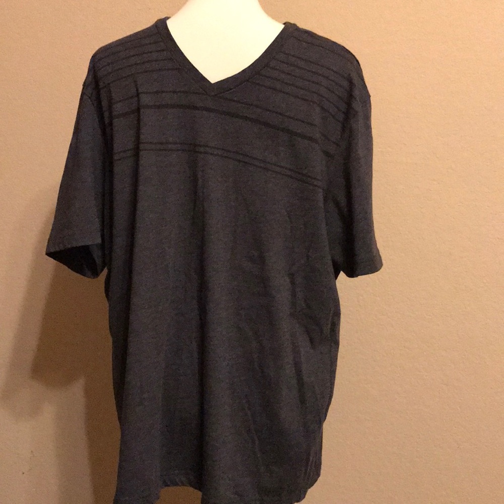 NWOT Perry Ellis V Neck Mens Shirt